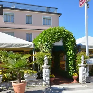 Hotel Ginevra ***